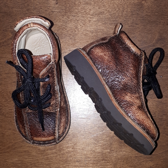 Chicco Leather Ankle Toddler Boots - Picture 4 of 9